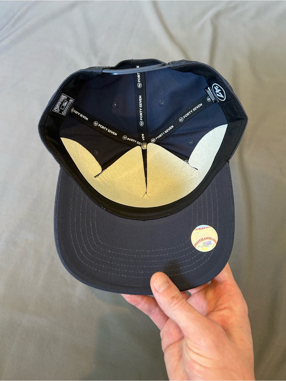 47 / New York Yankees SnapBack (BRAND NEW / NEVER WORN) - Picture 10 of 16
